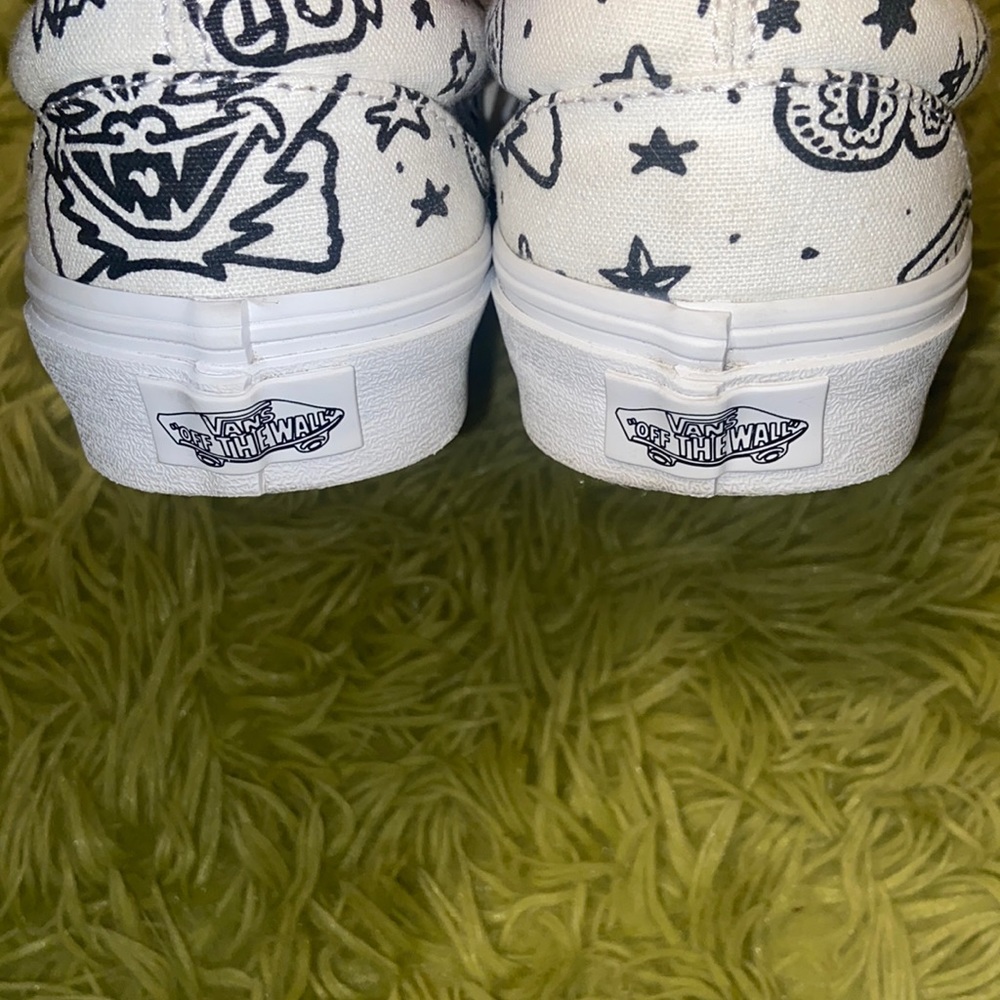 Vans White Slip-On Sneakers with Black Doodle Print - Picture 4 of 9